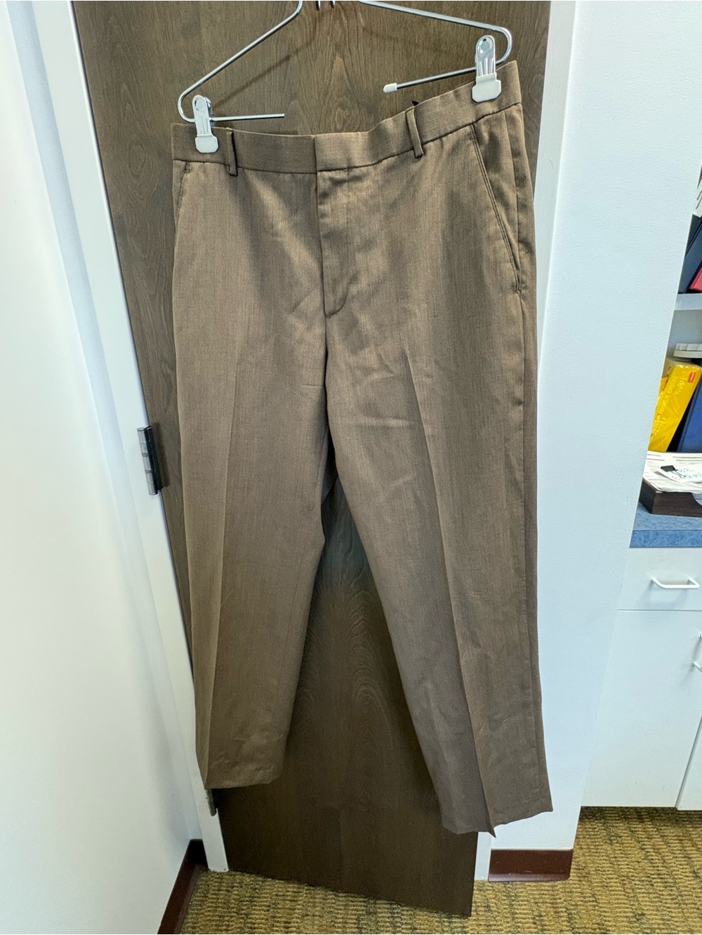 Banana Republic Men's Brown Dress Pants 34 - Picture 1 of 4